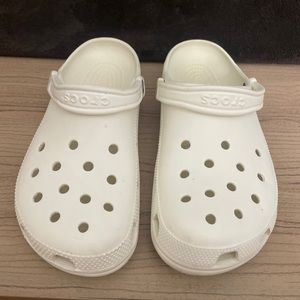 Crocs Classic White Clogs Men’s Size 11